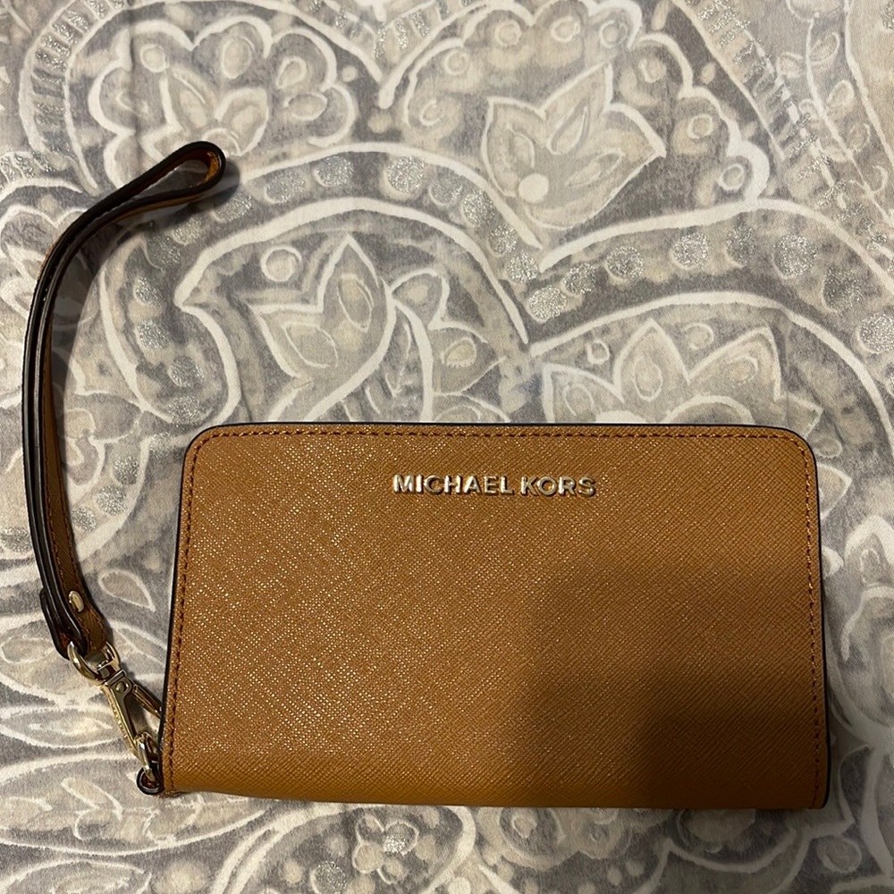 Michael Kors Wristlet